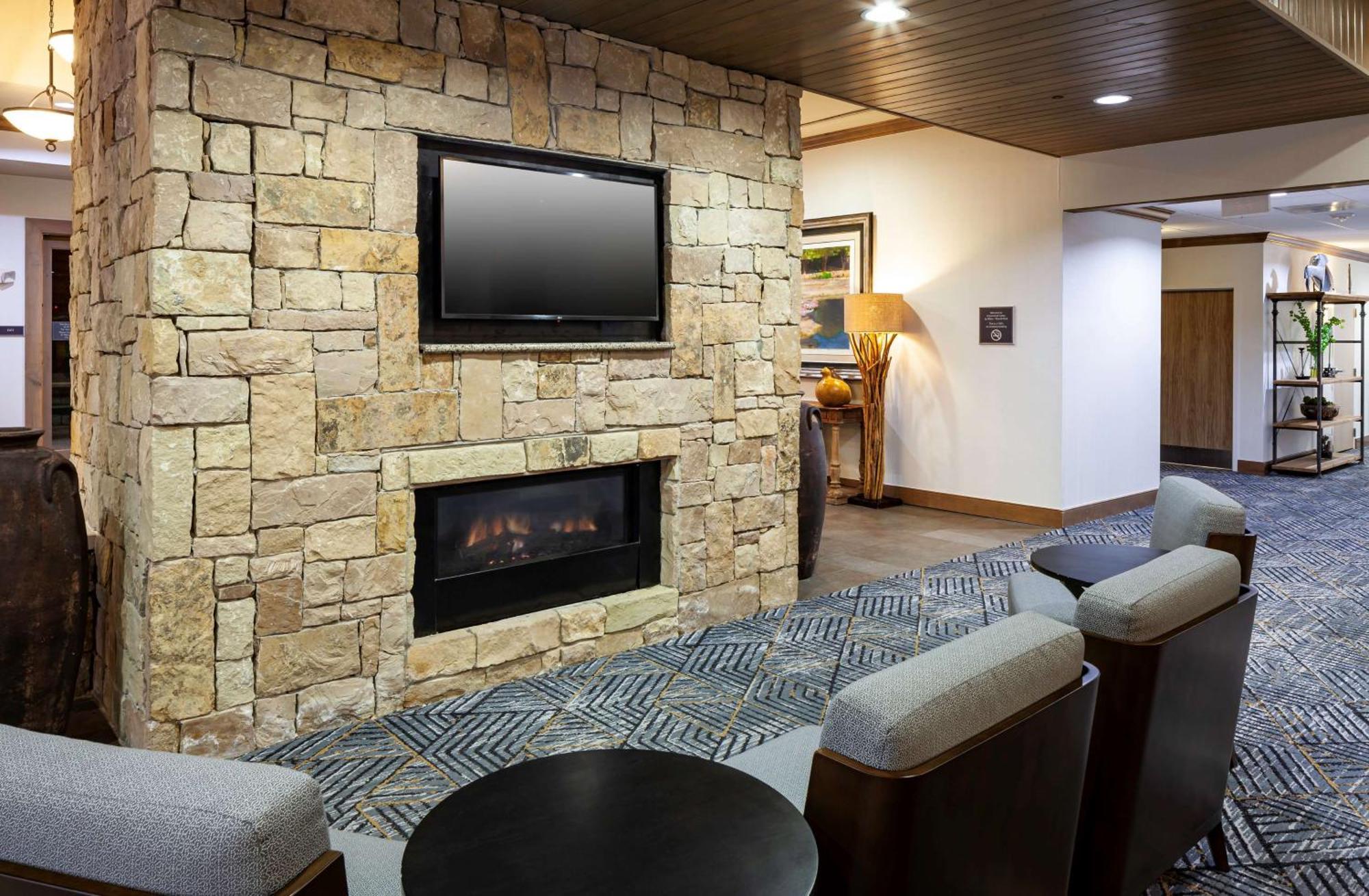 Hotel Homewood By Hilton Austin/round Rock